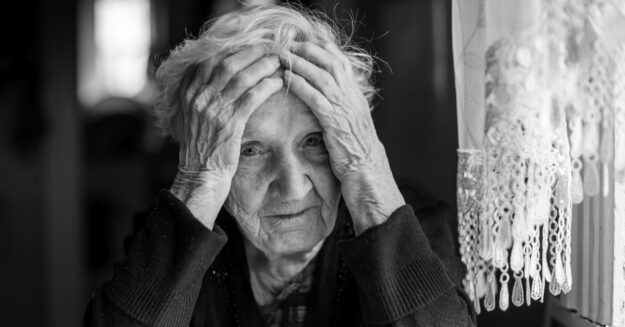 violenza sugli anziani Assistenza anziani torino - Agenzia Badanti Torino